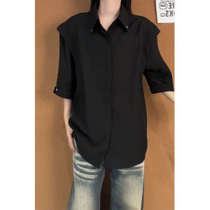 Vintage American Linen-Like Half-Sleeve Button-Down Shirt