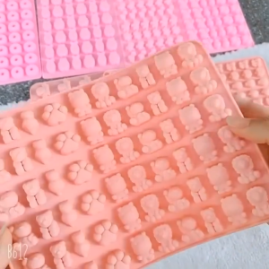 48 Holes Cute Dinosaur Silicone Cake Molds: A Comprehensive Guide