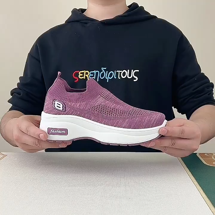 รองเท้าผ้าใบผู้หญิง ฤดูใบไม้ผลิ 2025 รูปแบบใหม่ ระบายอากาศได้ดี รองเท้าผ้าใบ ผญ รลำลอง องเท้าผ้าไบผ ญ ส้นแบนรองเท้าเดี่ยวสีพื้น