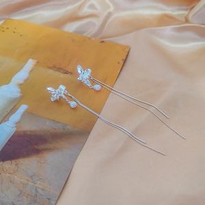 Elegant White Deer Bone Clip-On Earrings for Women Tassel Ear Cuffs No Piercing Required Fashionable Jewelry Accessory