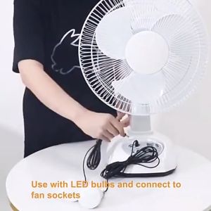 พัดลมโซล่าเซลล์ 12 นิ้ว / 16 นิ้ว พัดลมตั้งโต๊ะ ปริมาณลมสูง ใช้งานกับไฟฟ้าได้ ชาร์จพลังงานแสงอาทิตย์