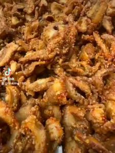 Ba rọi cháy tỏi siêu ngon - đồ ăn vặt