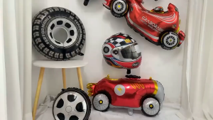 SHUAIAN Balon Foil Tema Mobil Balap F1 Formula One Balon Bentuk Helm Roda Racing Dekorasi Pesta Ulang Tahun Anak Laki-laki