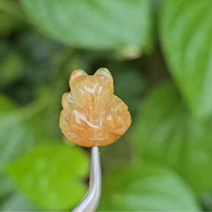 Q2594 Charm hồ ly phượng Thạch Anh Tóc Vàng siêu dày tóc sẵn lỗ 2li hợp Thổ & Kim - Phong Thủy TUDO