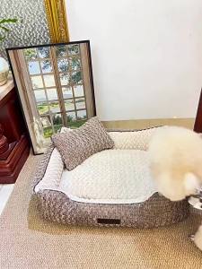 LORiCA | Washable Comfort Dog Bed for Small Dogs