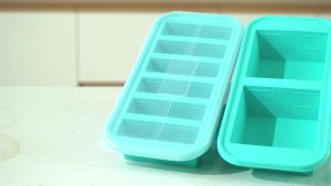2 or 3-piece Silicone Freezer Tray Mold with Lid Storage Box Food Box Storage Containers for Soup Broth Meal Prep Ice Cubes