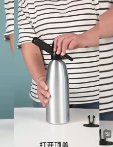 P Portable 1L Fizzy Water Maker Machine Soda Streamer Sparkling Soda Siphon Cold Drink Carbonated Bubble Water 10178