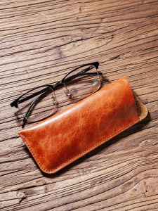 กระเป๋าใส่แว่นสายตาหนังแท้ชั้นดี กระเป๋าใส่แว่นสายตาแบบพกพาสำหรับรถยนต์ แว่นสายตาสำหรับคนตาเท่า แว่นสายตาสำหรับคนอายุมาก