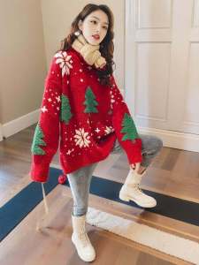 เสื้อสเวตเตอร์ถักสีแดงแบบหนาและหลวมๆ สไตล์เกาหลีสำหรับผู้หญิงในช่วงฤดูหนาว เสื้อคลุมกันหนาวแบบสวมหัว แขนยาว ปกกลม