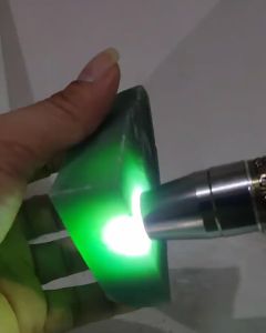 Batu Giok Alam Super HQ: Pilihan Terbaik untuk Anda