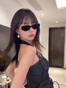 Evil Pet | Ultraviolet Protection Red Frame Cat Eye Sunglasses