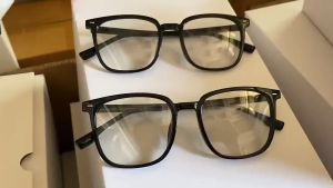 Kính mát gọng vuông 650 mẫu mới hiện đại chống tia bức xạ đổi màu bảo vệ mắt thời trang cho nam và nữ