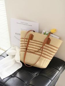 Summer 2025 Commuter Large Capacity Straw Woven Bag Ladies Fashion Beach Shoulder Bag Stripe Pattern Versatile Single Shoulder