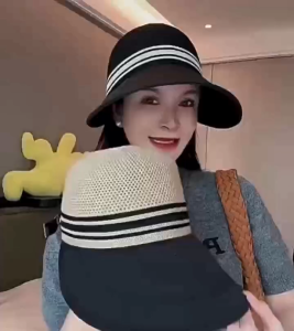 Mũ chống nắng đi biển du lịch Mũ rộng vành đi chơi chống nắng đơn giản có thể gập lại gọn gàng