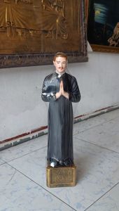 Tượng Cha Trương Bửu Diệp 45cm áo đen chất liệu poly composite - quà tặng công giáo