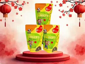 Bánh ăn dặm PAPAFOOD PAPAPUFFS Chuối & Táo & Cải Bó Xôi - 100% Ngũ Cố Hữu Cơ - CHO BÉ DỊ ỨNG ĐẠM SỮA BÒ & CHÀM SỮA - Gói 30G - (MSMV: 8938549094087)