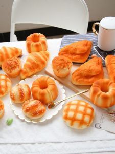 Squishy Bread Simulation Toy Slow Rebound Stress Relief Toy Soft Scented Toys for Children over 3 Years Old Made in China