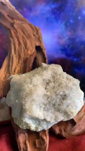 ổ đá Thạch Anh trắng lấp lắm năng lượng vũ trụ ms 229