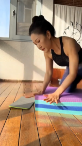 แผ่นโฟม เสื่อคุกเข่า เสื่อโยคะ ปิดเสียง โฟมนุ่ม 2 ซม. 4 ซม. แผ่นรองเข่าศอก สำหรับ โยคะพิลาทิส ลดแรงกดข้อต่อ