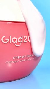 Seri Serum Tubuh Glad2Glow 300ml | Krim Berry Malam | Lembut & Cukup