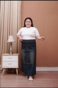 Rok Jeans Panjang Wanita Stretch Model A-line Jumbo / Rok Denim Panjang Wanita Jumbo Bahan Melar Motif Polos / Rok Jeans Panjang Wanita Jumbo Pinggang Full Karet Bahan Premium