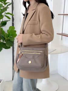 Tas Colorful Fox 2228: Tas Selempang Wanita Waterproof