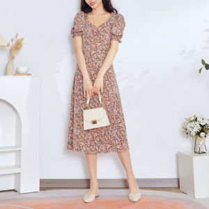 French Style V-neck Small Square Collar Floral Short Sleeve Silm A- line Mid Length Long Length Slim Looking Dress European Goods Accessible Luxury Split Skirt