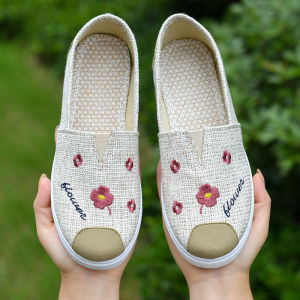 Anti-Slip Soft Sole Breathable Durable Summer Beijing Cloth Shoes for Women and Elderly Mothers