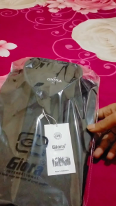 Kemeja hitam dan putih polos lengan pendek pria baju basic kerja atasan kasual katun