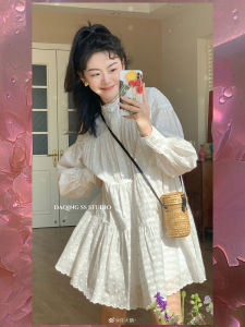 กระเป๋าถือทรงถังไผ่ไหปลาร้าธรรมชาติสไตล์เกาหลีขนาดเล็กสำหรับผู้หญิง กระเป๋าสะพายข้างแบบสะพายข้างสไตล์ฝรั่งเศสย้อนยุค กระเป๋าถือแบบแขวนข้างเดียว