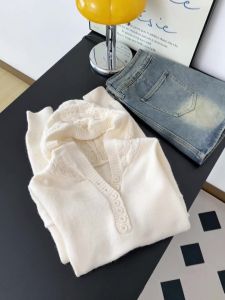 เสื้อสเวตเตอร์ถักคอวีผ้าขนสัตว์สีขาว ทรงเข้ารูป สำหรับผู้หญิง ฤดูใบไม้ร่วง 2025 ทรงเข้ารูป ปกติ ปกติ ปกติ ปกติ ปกติ