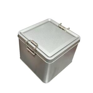 Rectangular Vintage Metal Tin Box With Buckle Lid Durable Storage Organizer For Cake Packaging Small Items Household Arrangement