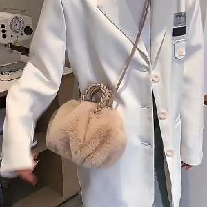 G3216 HANDBAG TAS SELEMPANG WANITA TAS BULU FURRY SLINGBAG LUCU KEKINIAN