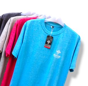 Kaos Distro Cowok Murah Terbaru / Kaos Polos Misti MISTY CVC 30s Adem Tebal Kekinian