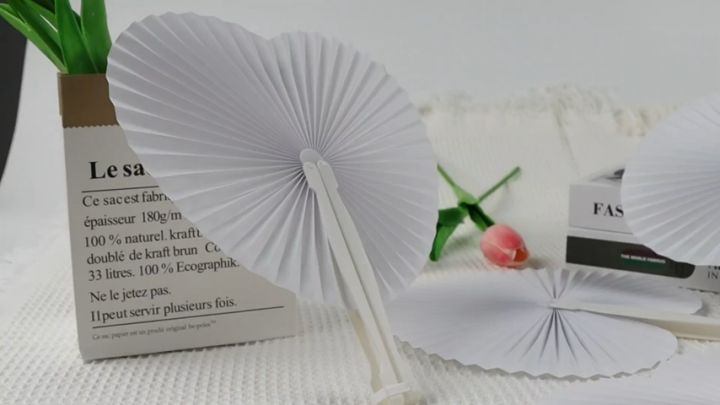 10pcs Heart Shape Paper Fan Blank Folding Fan Handheld Fans Wedding Dekorasi