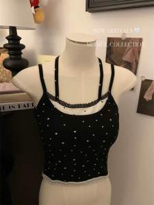 เสื้อสายเดี่ยวผูกคอ มีฟองน้ำ แต่งขอบลูกไม้