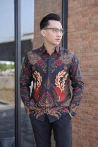 Kemeja Batik pria Lengan Panjang Motif SENTANI MERAH Bahan KATUN PRIMA