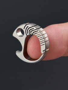 EDC Outdoor Travel Multifunctional Hiking Backpack Hanger Mini Titanium Alloy Car Key Lock Convenient Men