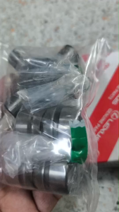 ยอยเพลากลาง TIGER3.0 2WD VIGO 2WD แท้ 04371-35050 กากบาทเพลากลาง