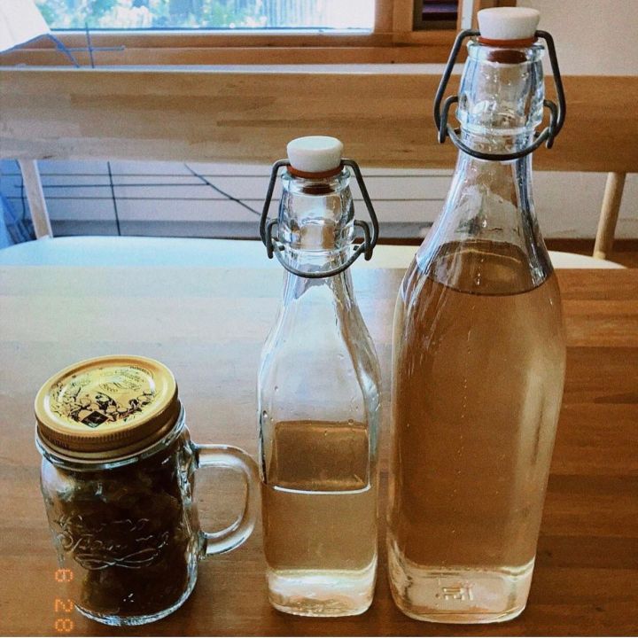 Chai%20th%E1%BB%A7y%20tinh%20vu%C3%B4ng%20n%E1%BA%AFp%20c%C3%A0i%20Swing%20125ml%20-%20250ml%20-%20500ml%20-%201000ml%20(Bormioli%20Rocco)%20-%20Image%204
