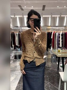 เรียบหรู ลำลอง เสื้อเชิ้ตแขนยาวคอกลม ผู้หญิง ชั้นฐาน คาร์ดิเกน ลายจุดไม่ซ้ําใคร ฤดูใบไม้ร่วง แฟชั่น โพลีเอสเตอร์ เบลนด์