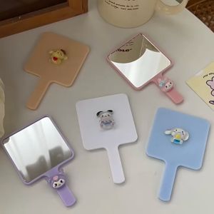 Gương Trang Điểm Cầm Tay Thiết Kế Hoạt Hình Dễ Thương