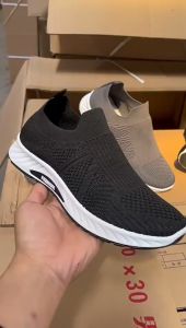 Fashion Mens Casual Slip On Sneakers Black Mesh Breathable Rubber Loafers Mens Lightweight Walking Shoes Simple Drving Shoes