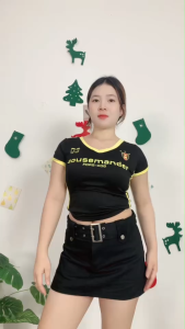 ชุดเซ็ตแฟชั่น  เสื้อแขนสั้น+กระโปรงทรงเก๋ ดีไซน์สุดเก๋