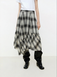 MO&Co. | Puffy A-line Silhouette Plaid Midi Skirt