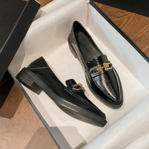 MIFEI | Retro College Style Thick Sole Pointed Toe Loafers