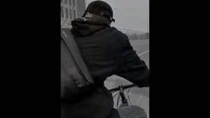 Top Picks: Waterproof Shoulder Bags & Messenger Bags for Men & Women