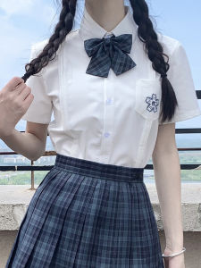 เสื้อเชิ้ตแขนสั้นผู้หญิงฤดูร้อนแบบใหม่เอวเข้ารูป เสื้อเชิ้ต JK สไตล์นักเรียนวิทยาลัย เสื้อเชิ้ตแฟชั่นสำหรับผู้หญิงไซส์ใหญ่