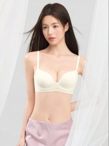 Secret World | Lift and Enlarge Bras Gathering Anti-sag Breast Support Cooling Antibacterial