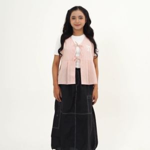 3Second Kemeja Wanita Tanpa Lengan Kotak-Kotak Pleated Peplum Carmila HP-C031024